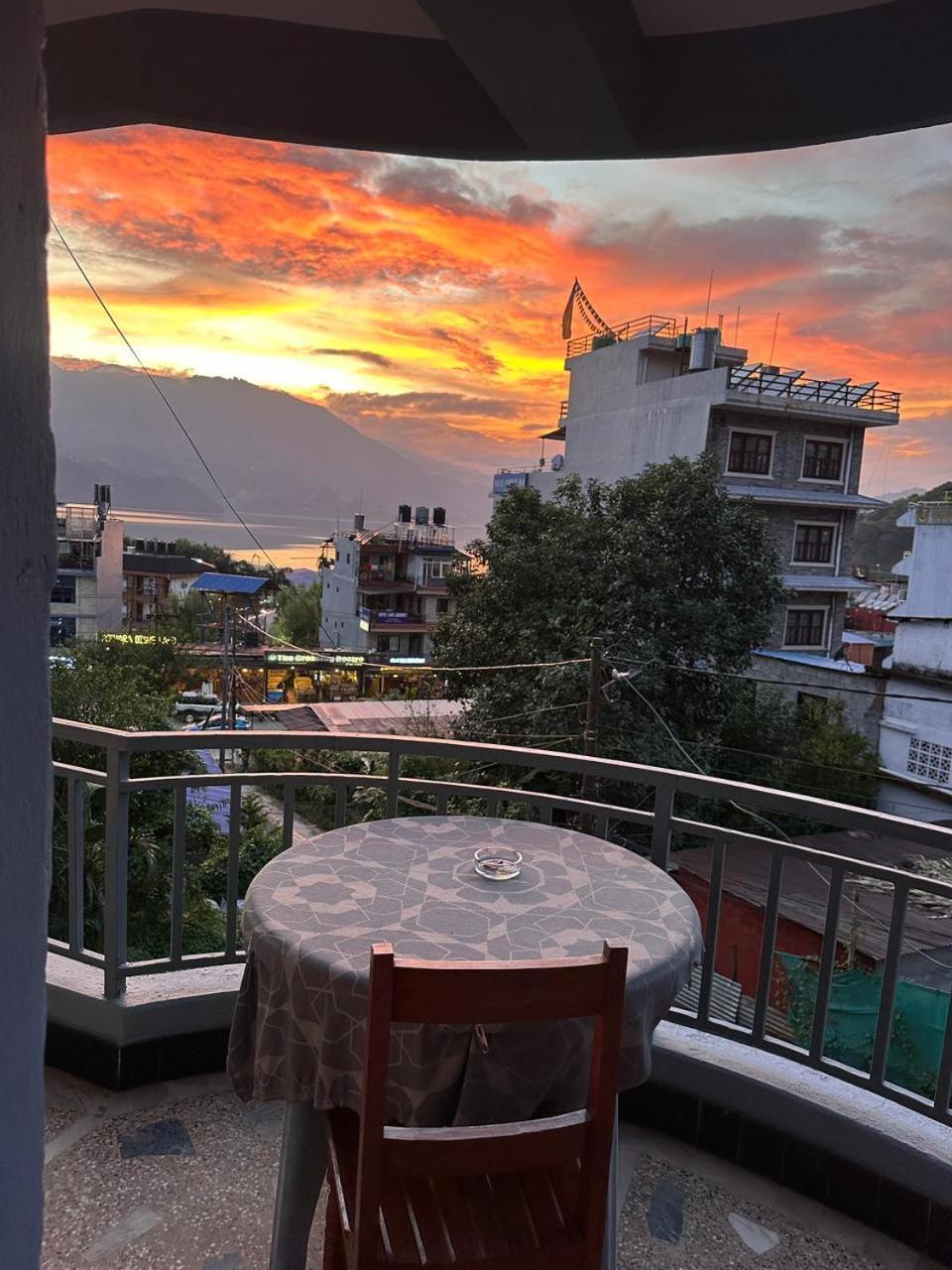 Hotel Harmony Pokhara Exterior photo