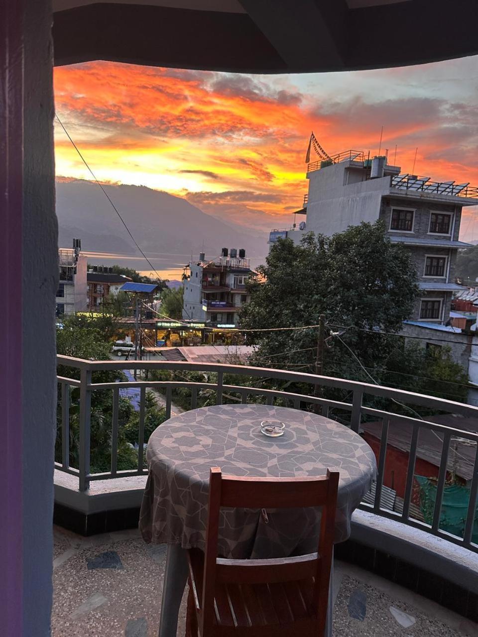 Hotel Harmony Pokhara Exterior photo